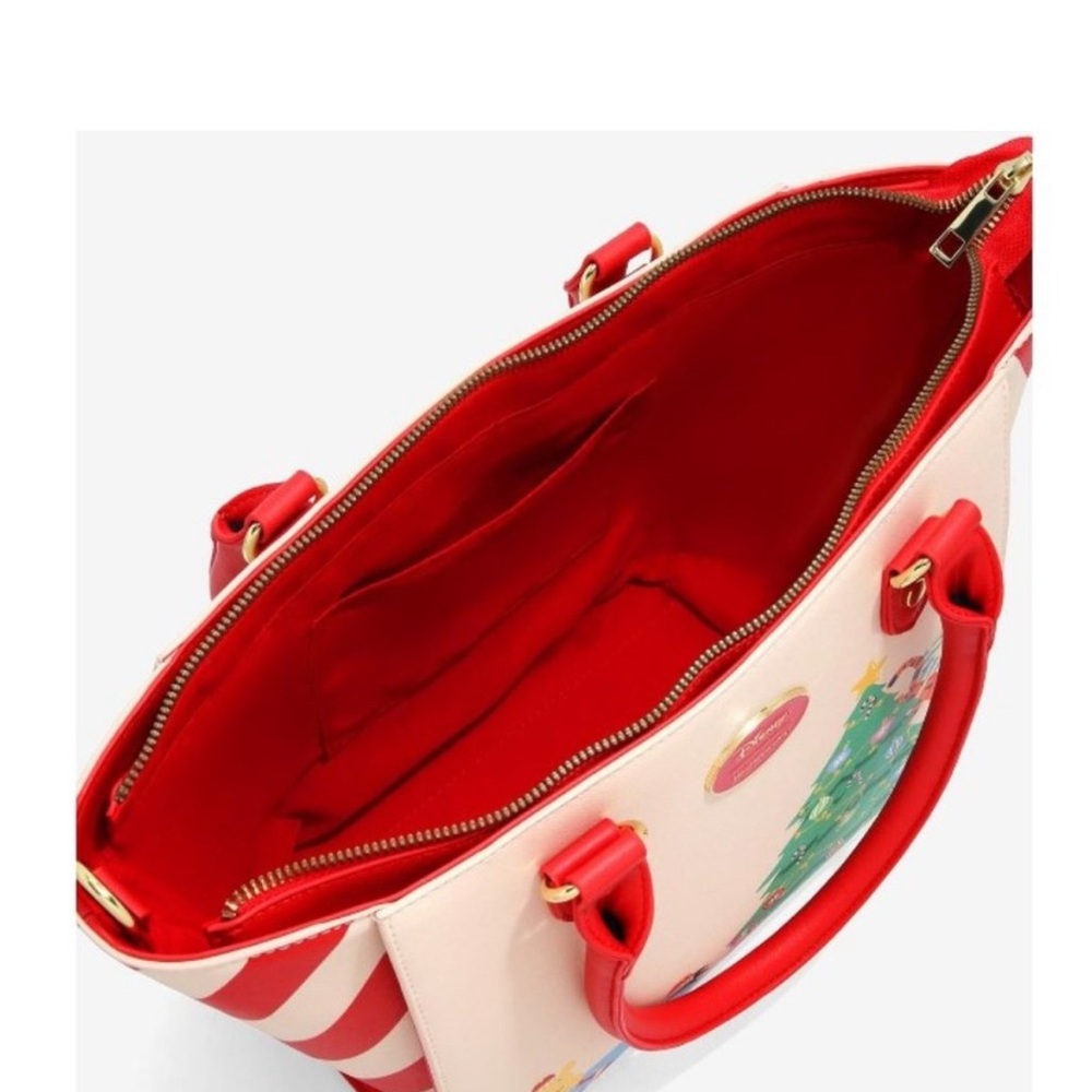 HP๐๐๐๐๐Winnie the Pooh Christmas Satchel Purse - Picture 4 of 12
